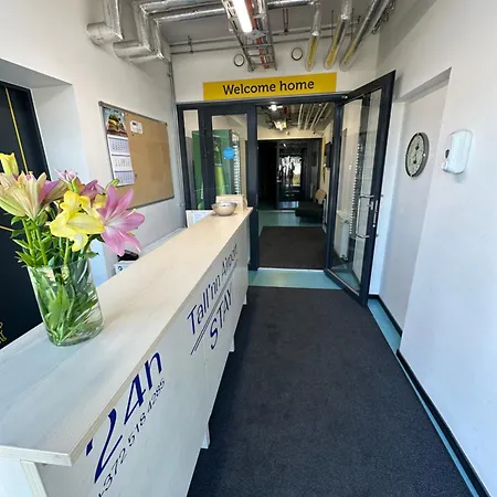 ホステル Airport *