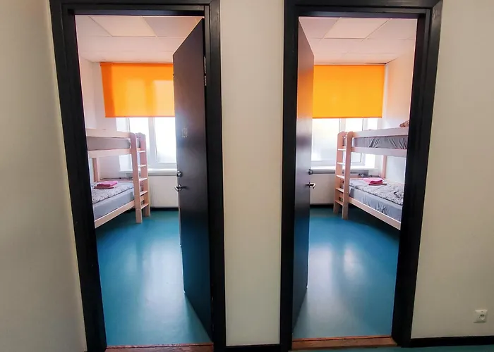 Auberge de jeunesse Airport *