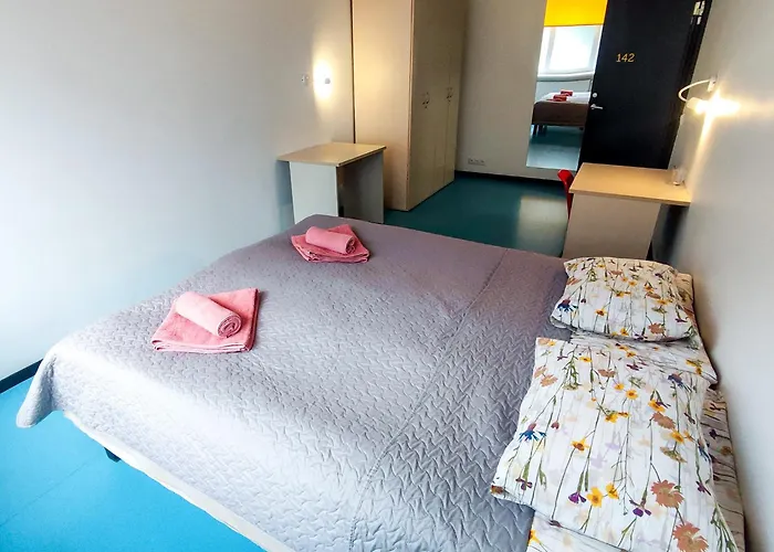 Auberge de jeunesse Airport *